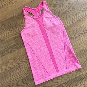 Like new Nike seamless running tank